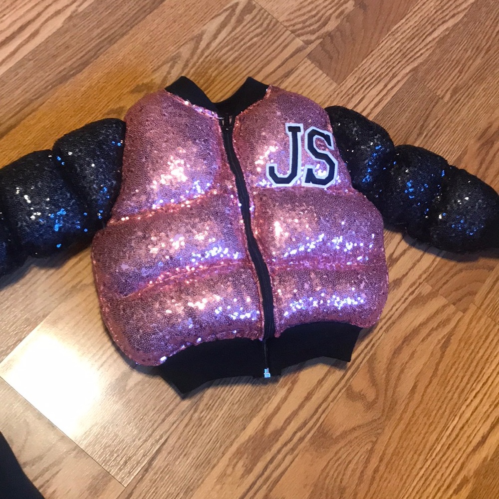 Custom sequin puff jacket 4/5